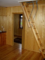 Der Eingang ins obere Zimmer